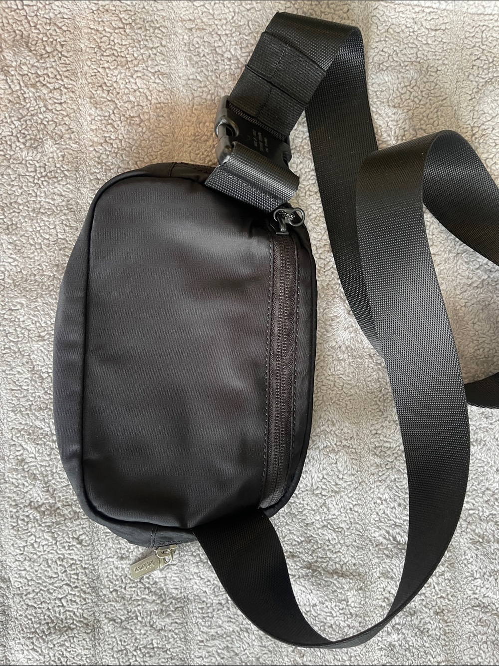 lululemon athletica Black Crossbody or Belt Bag with Logo - Picture 3 of 5